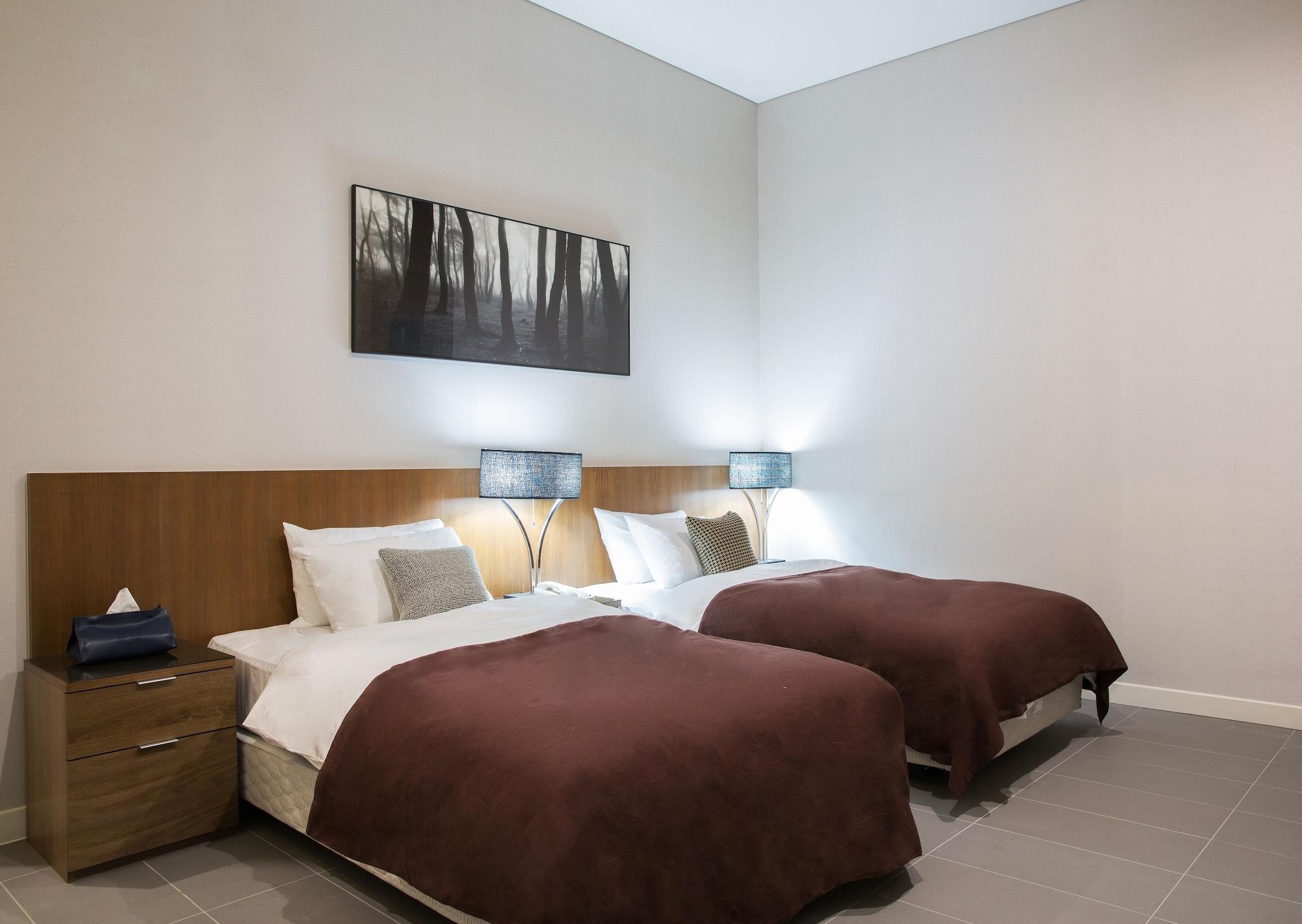 Hotel Mate Bundang Сеонгнам Екстериор снимка