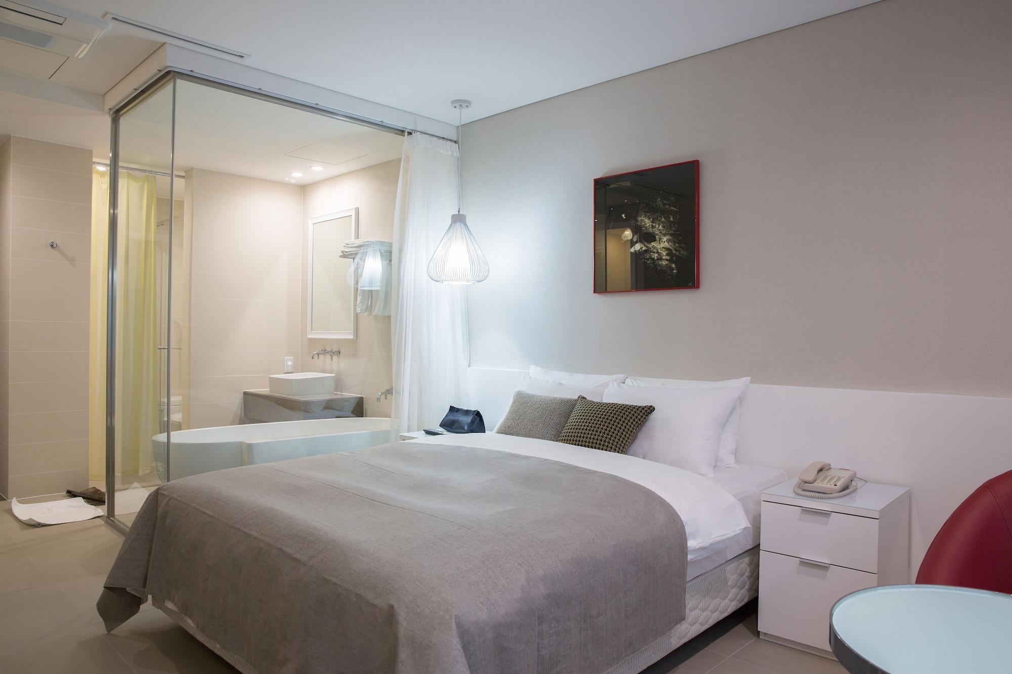 Hotel Mate Bundang Сеонгнам Екстериор снимка