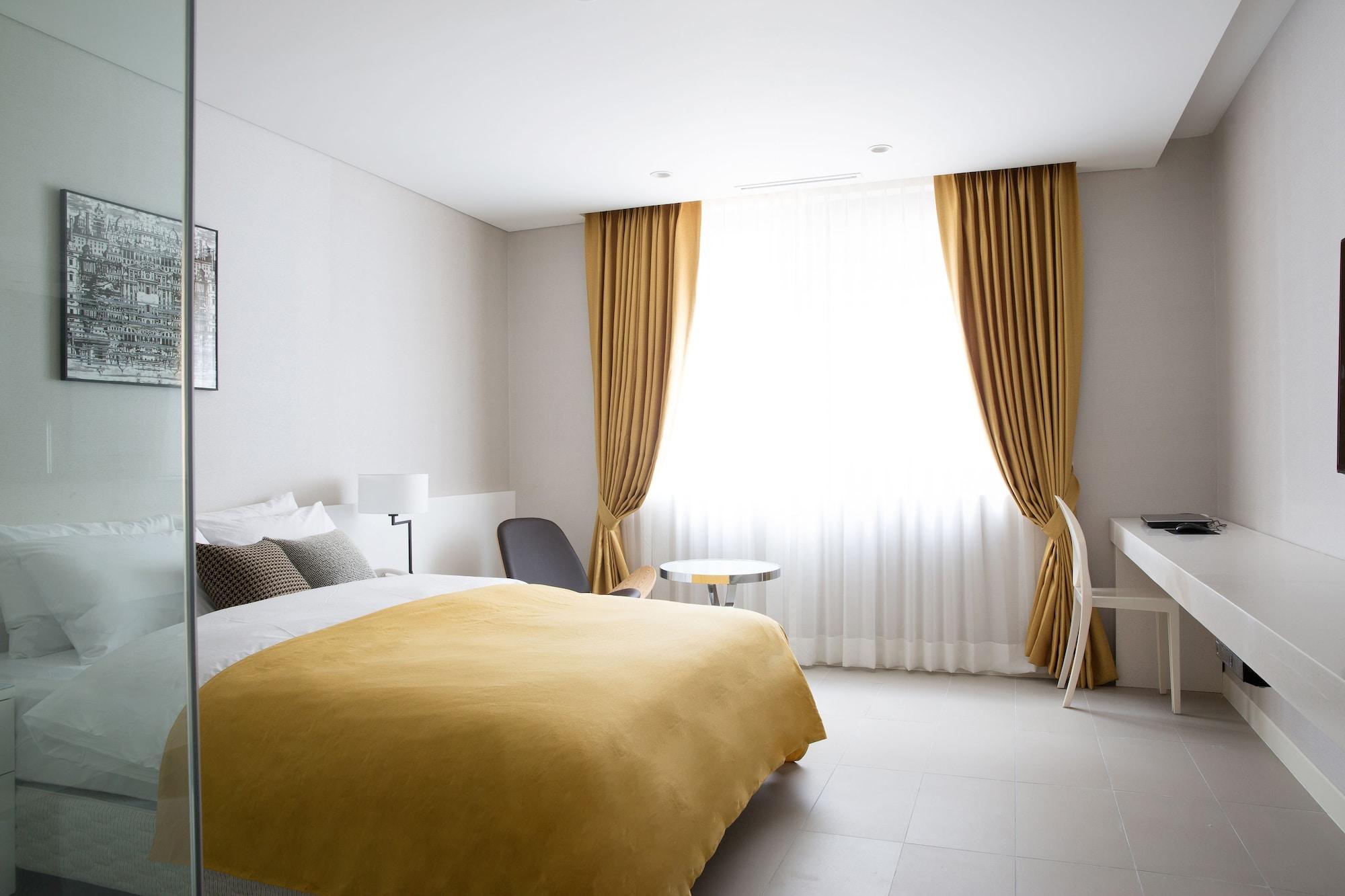 Hotel Mate Bundang Сеонгнам Екстериор снимка