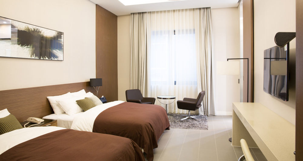 Hotel Mate Bundang Сеонгнам Екстериор снимка