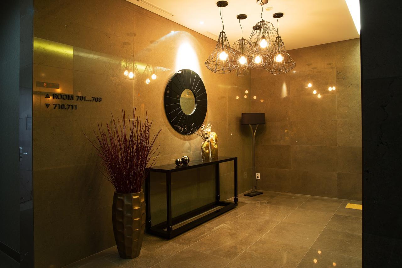 Hotel Mate Bundang Сеонгнам Екстериор снимка