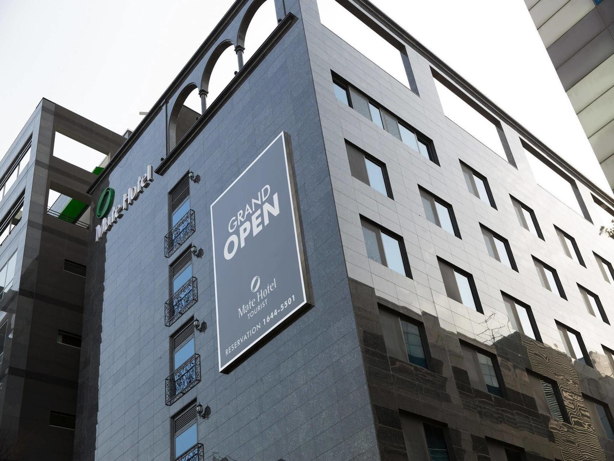 Hotel Mate Bundang Сеонгнам Екстериор снимка